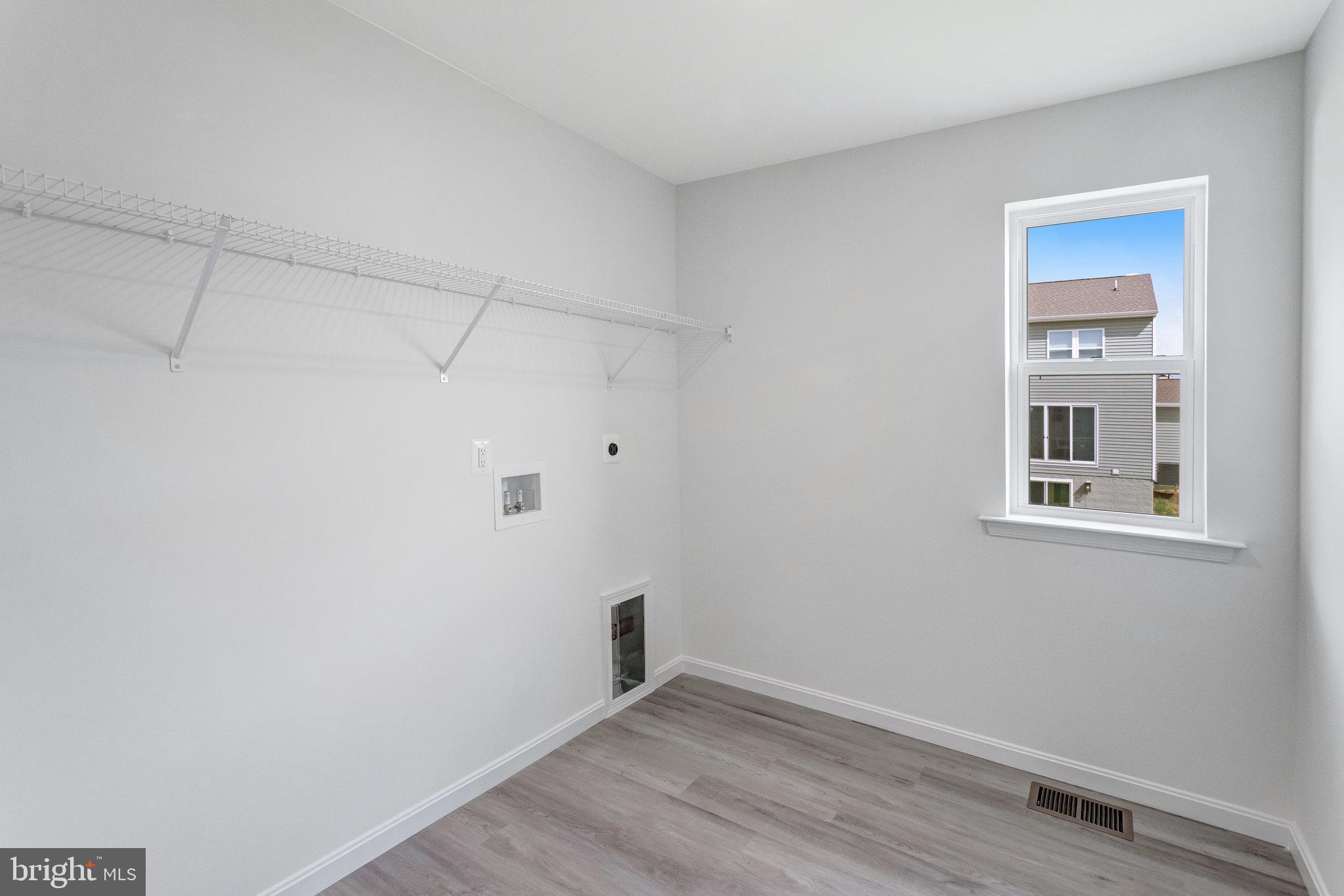 SEASONS AT ROUND MILL MEADOWS - Residential