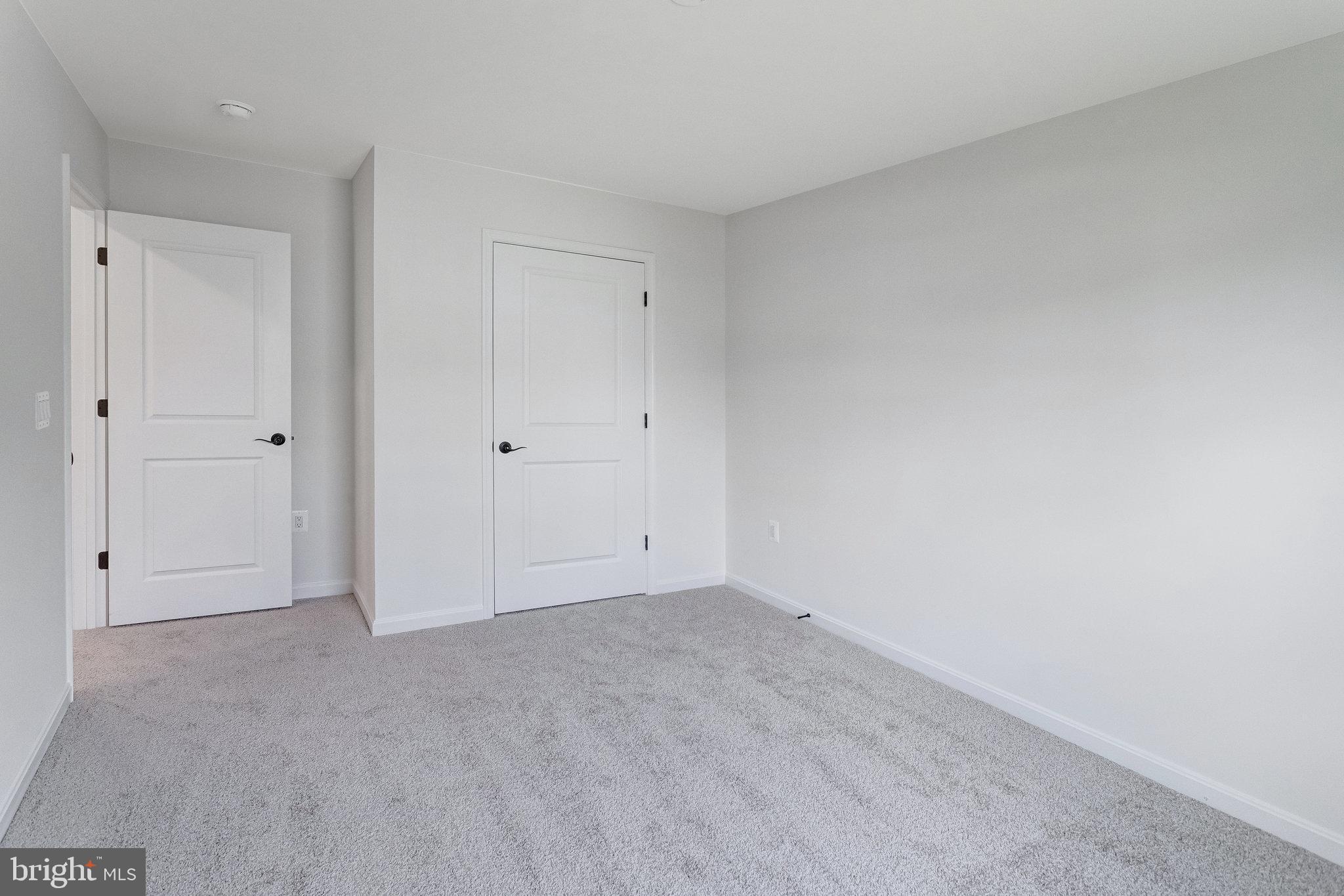 SEASONS AT ROUND MILL MEADOWS - Residential