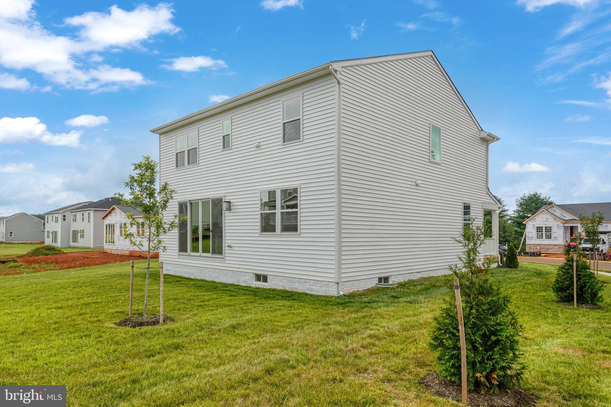 SEASONS AT ROUND MILL MEADOWS - Residential