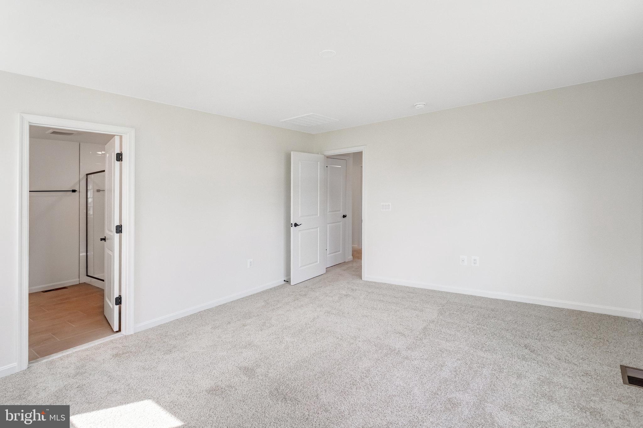 SEASONS AT ROUND MILL MEADOWS - Residential