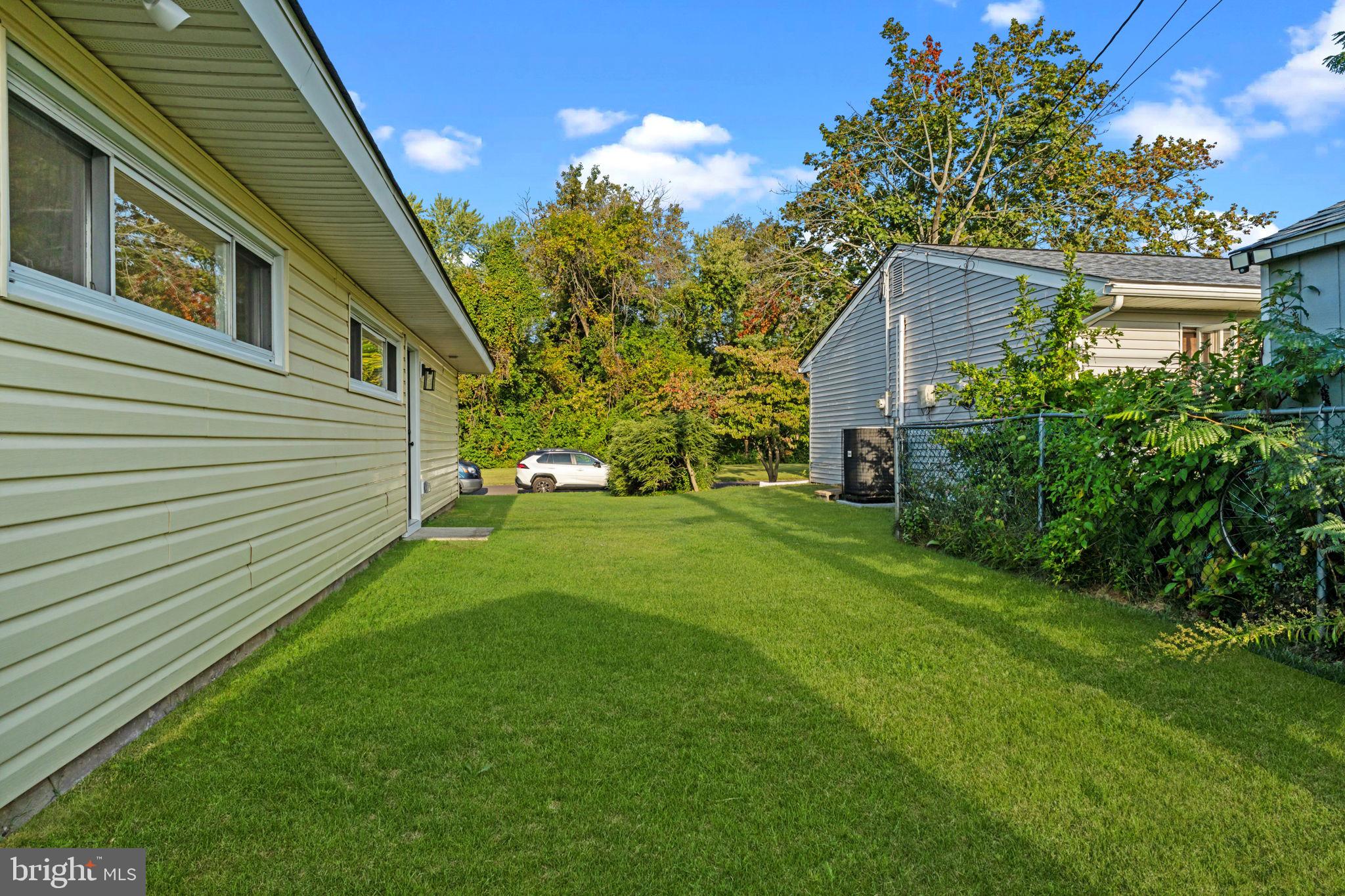 INDIAN CREEK - Residential Lease