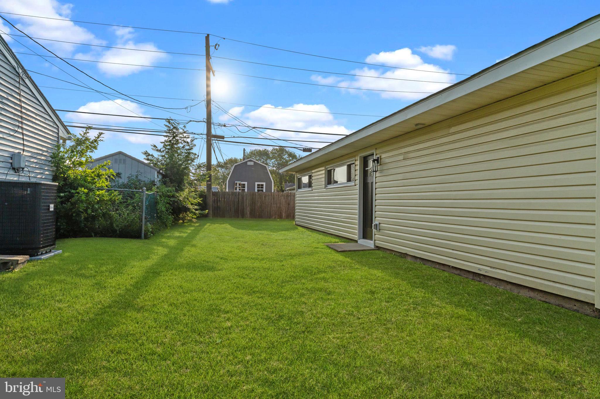 INDIAN CREEK - Residential Lease