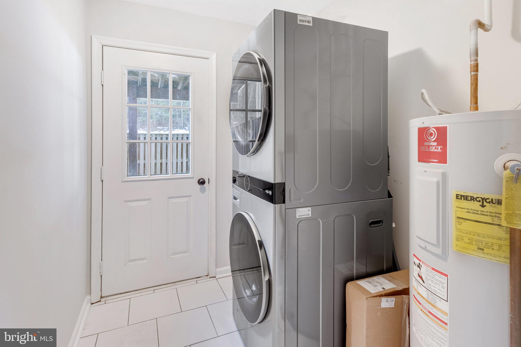 STOCKBRIDGE CONDO - Residential Lease