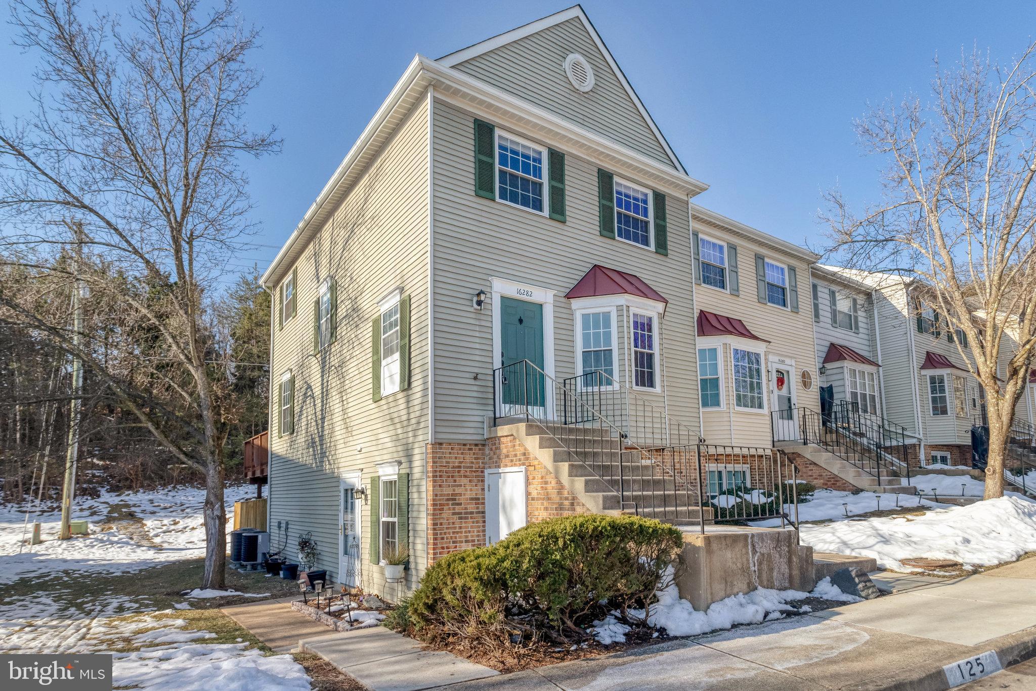 STOCKBRIDGE CONDO - Residential Lease