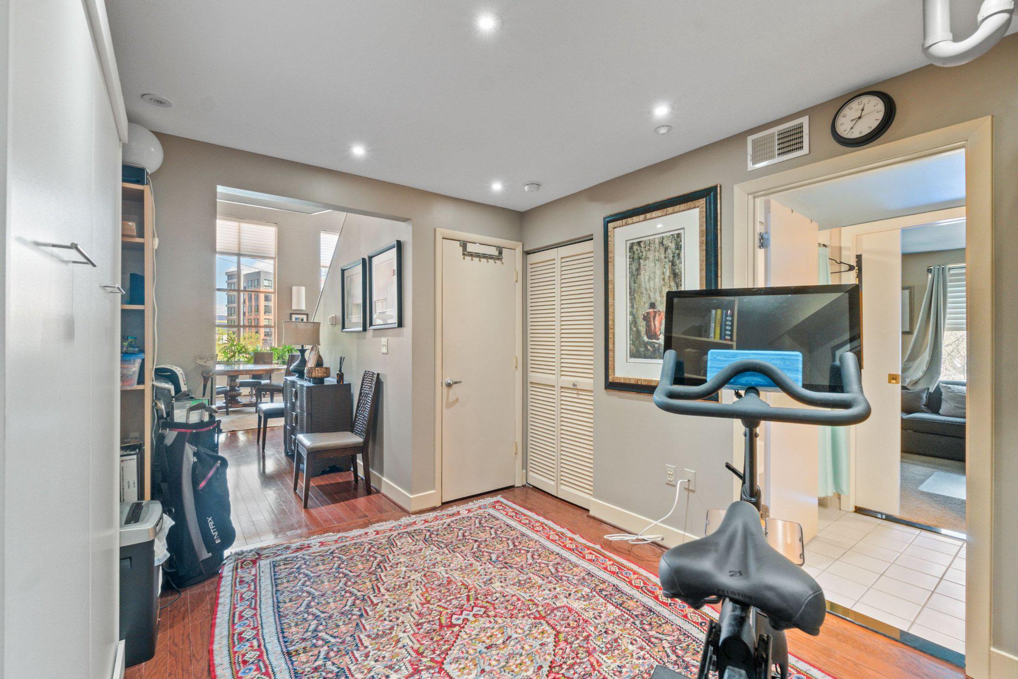 DOWNTOWN SILVER SPRING - Residential