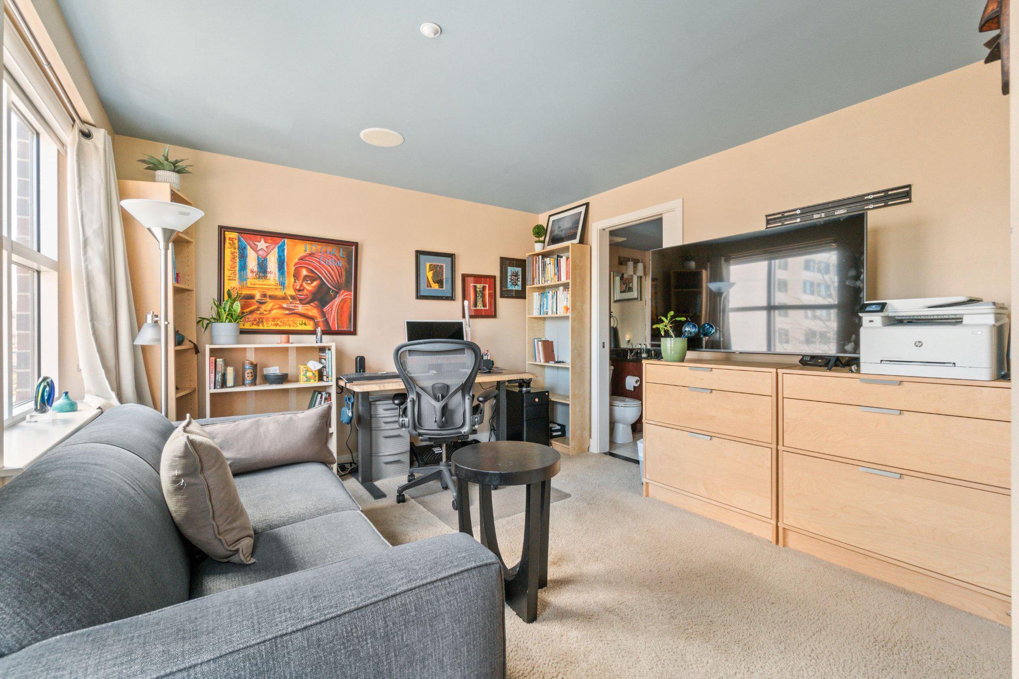 DOWNTOWN SILVER SPRING - Residential