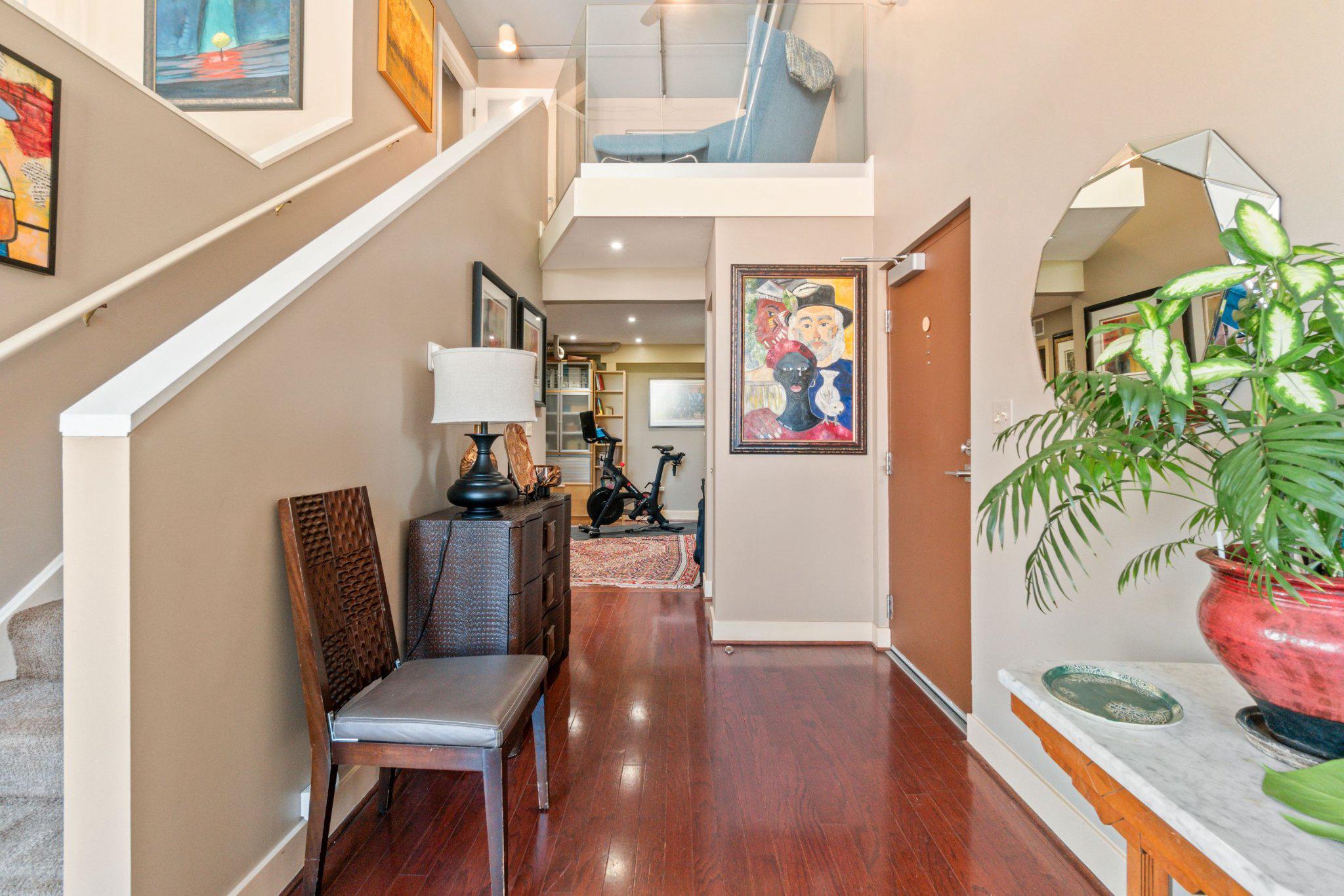 900 BONIFANT STREET E C