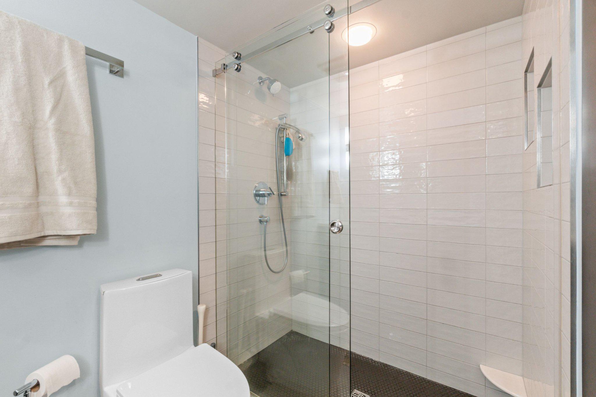 DOWNTOWN SILVER SPRING - Residential