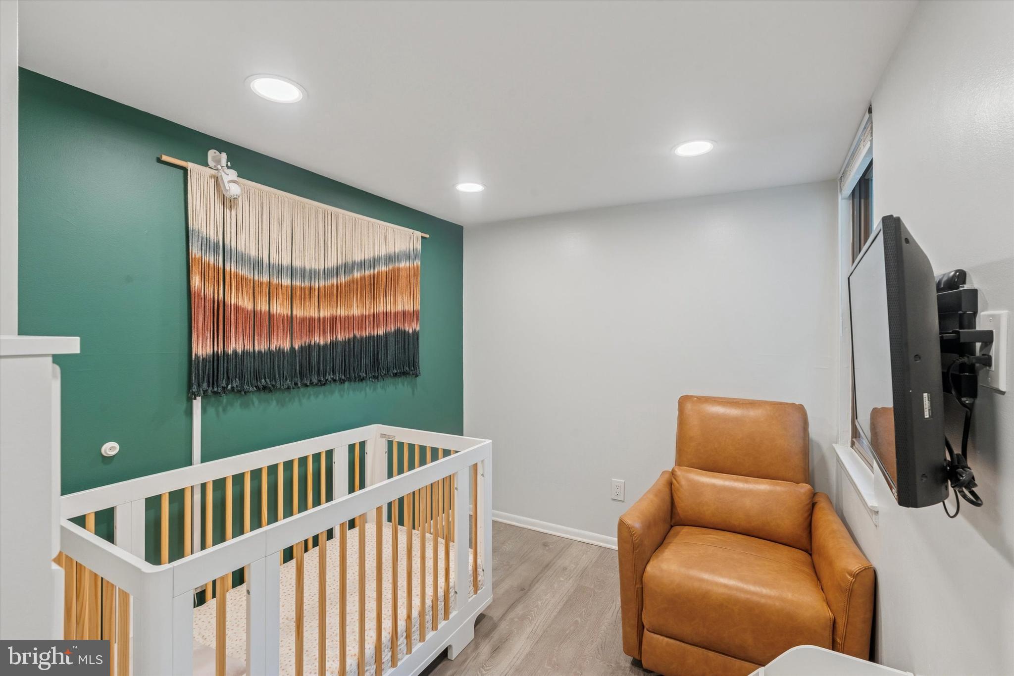 ROXBOROUGH - Residential