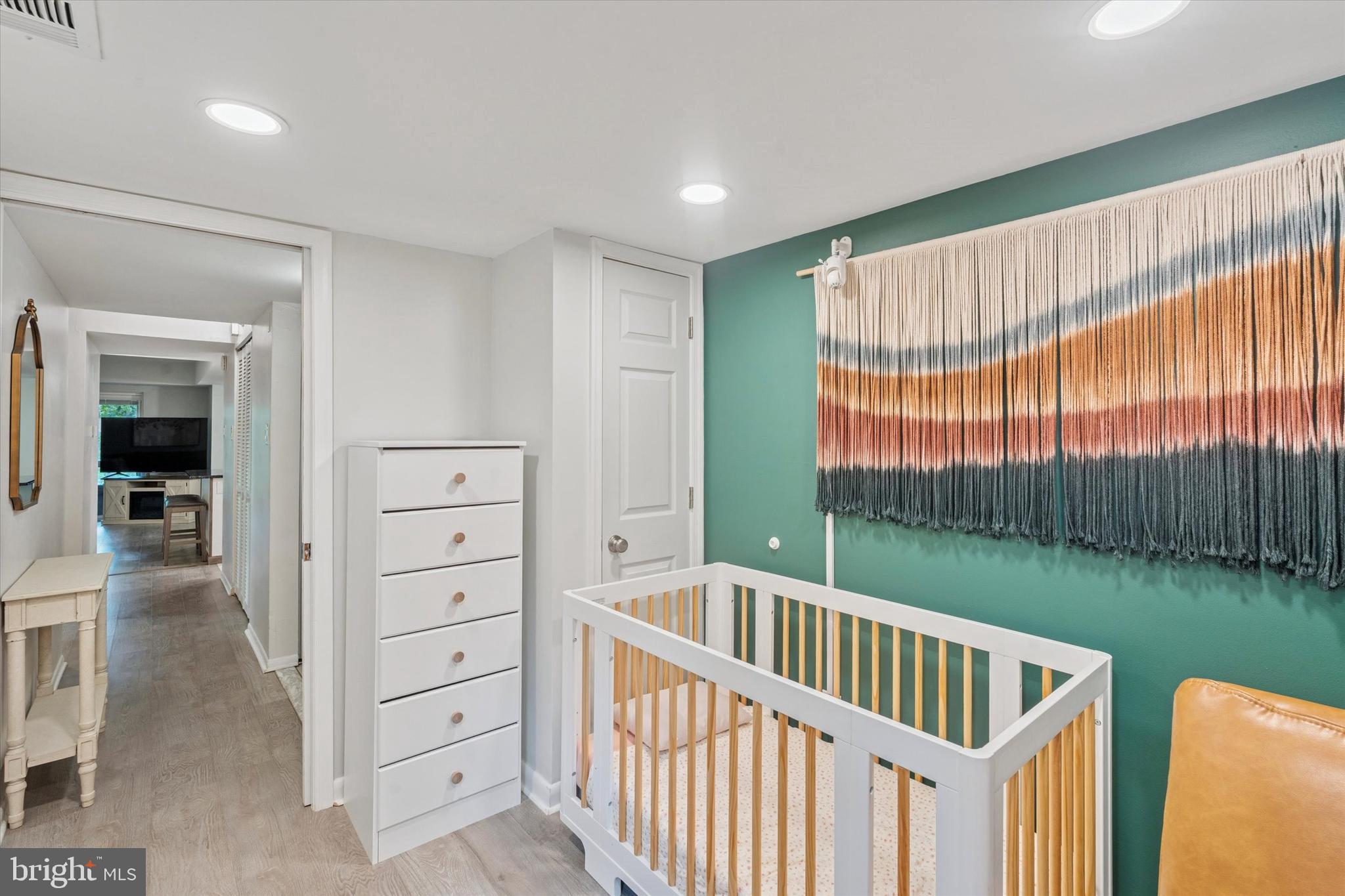 ROXBOROUGH - Residential