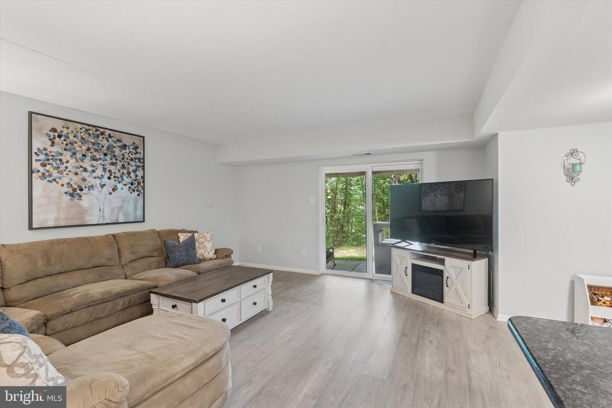 ROXBOROUGH - Residential