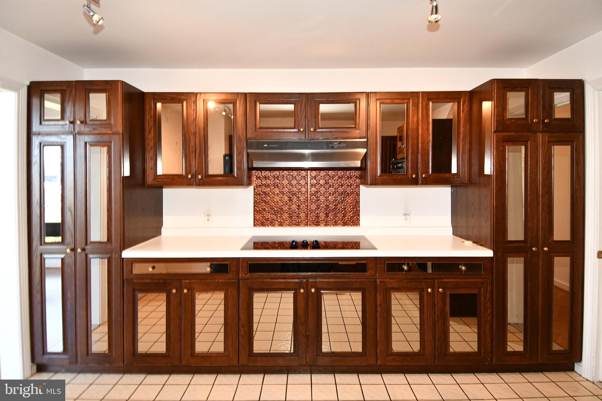 INNER HARBOR - Residential