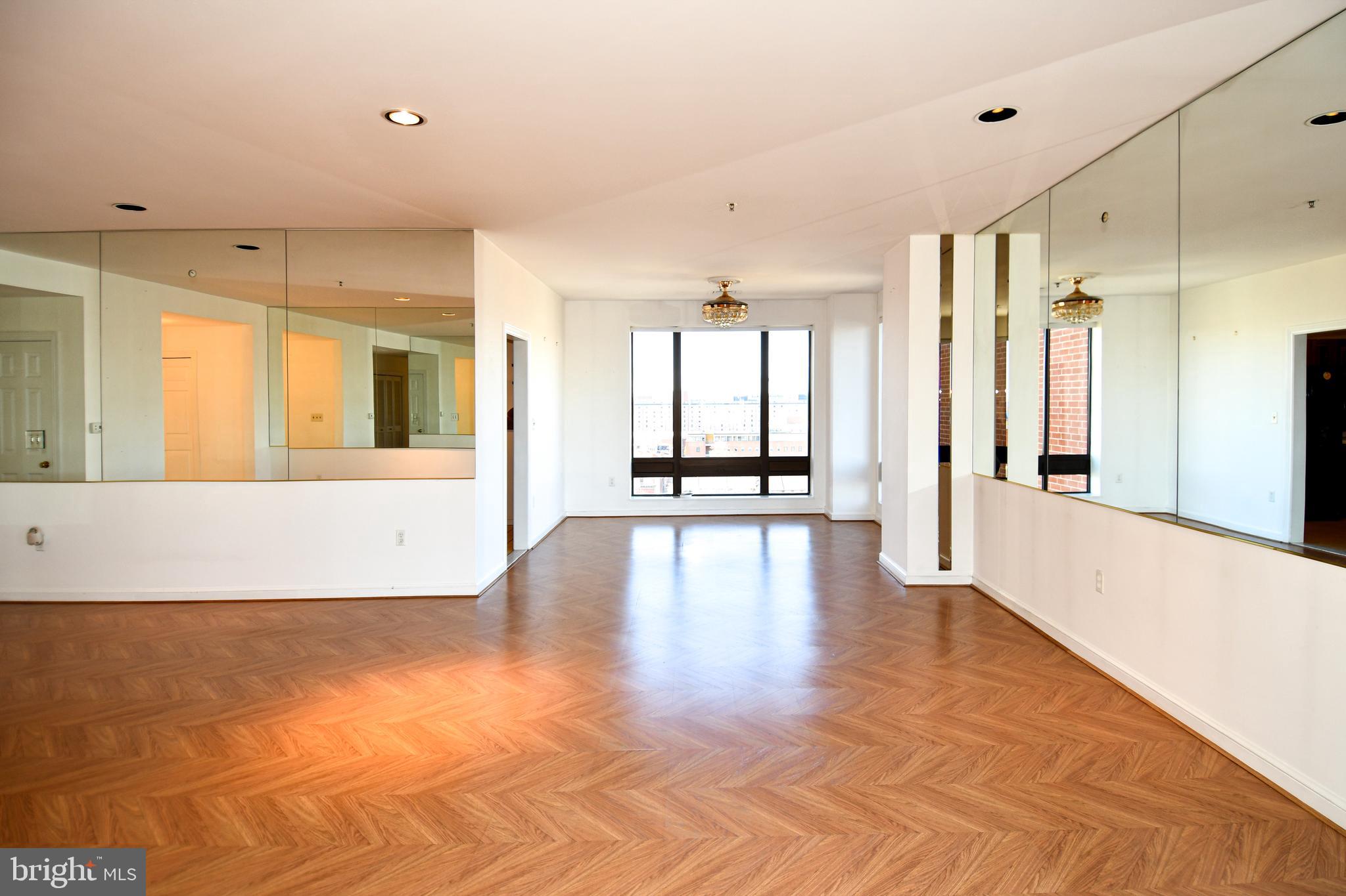 INNER HARBOR - Residential