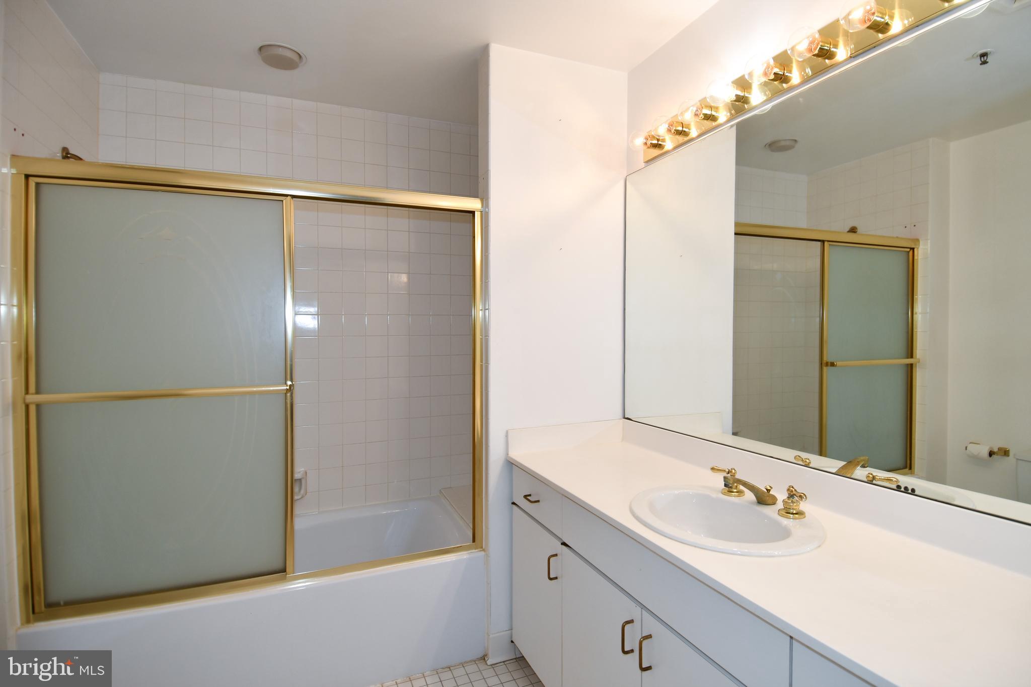 INNER HARBOR - Residential