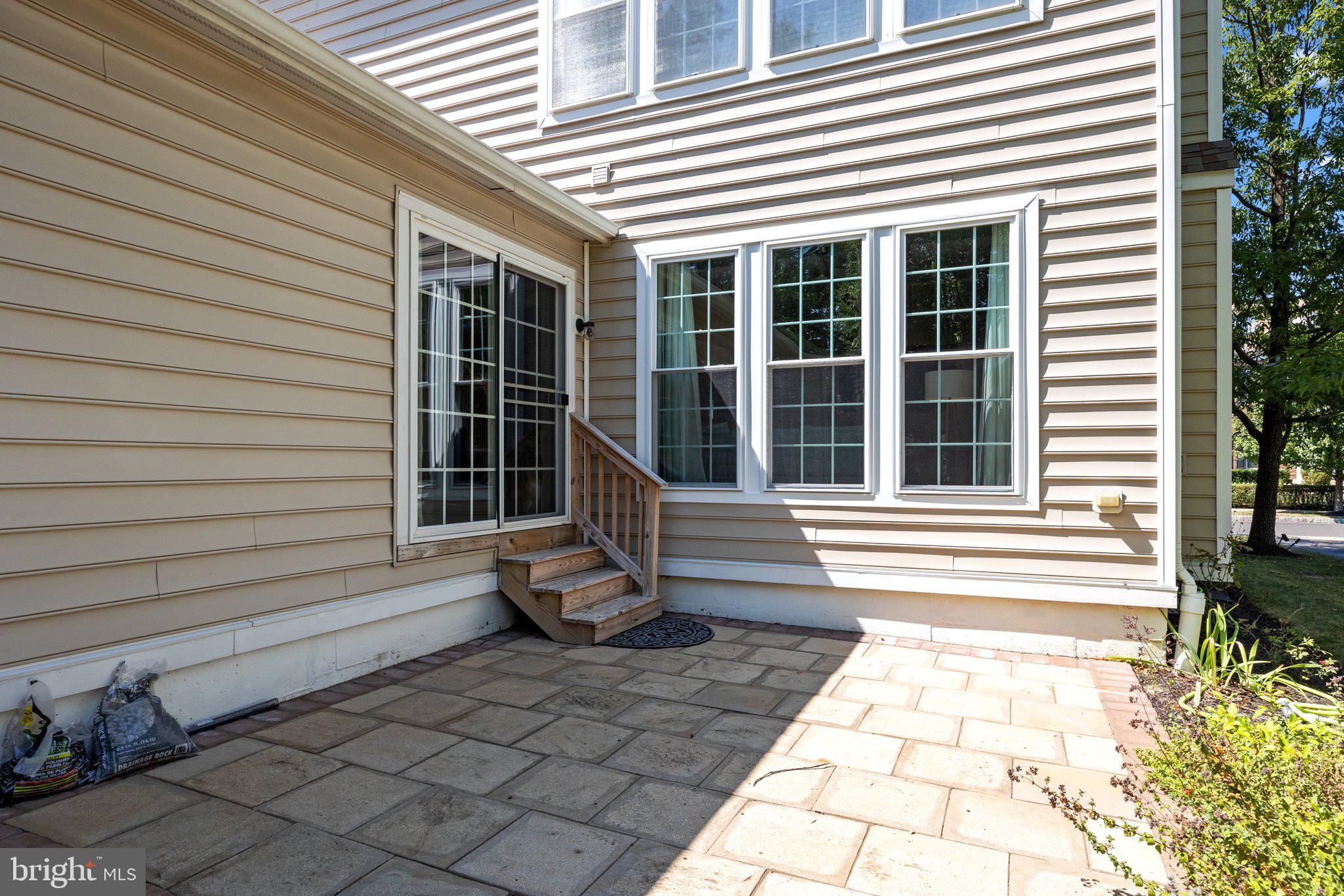 BEDMINSTER SQUARE - Residential