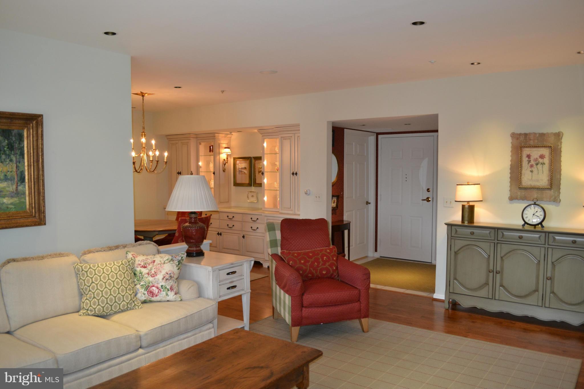 BELMONT FOREST - Residential