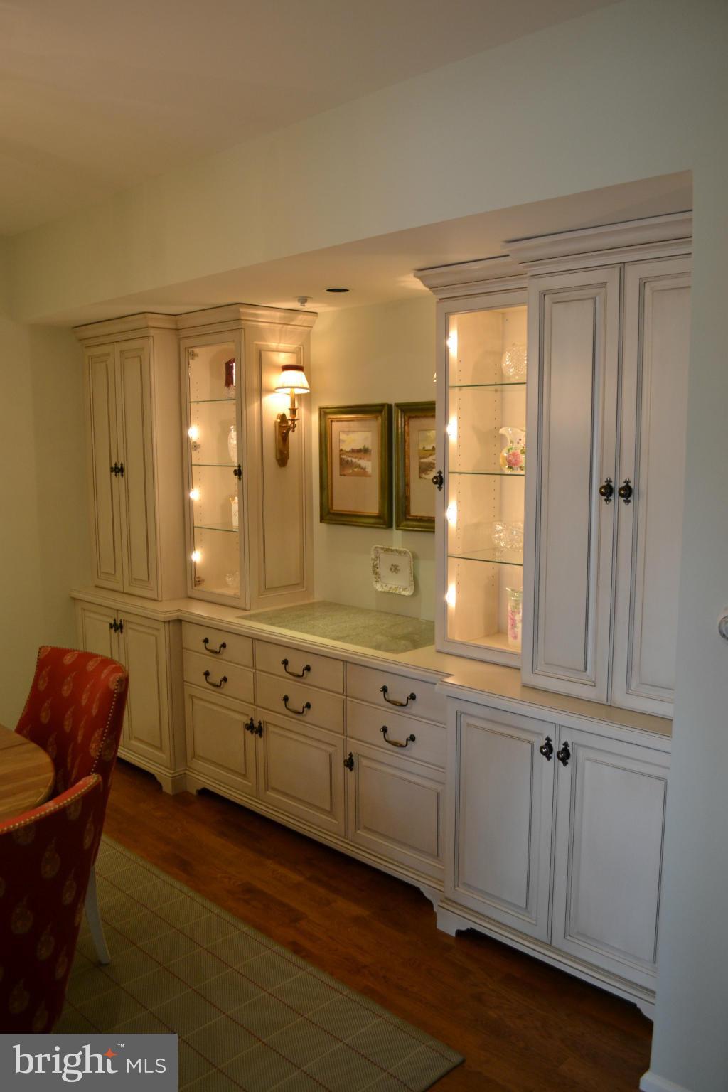 BELMONT FOREST - Residential