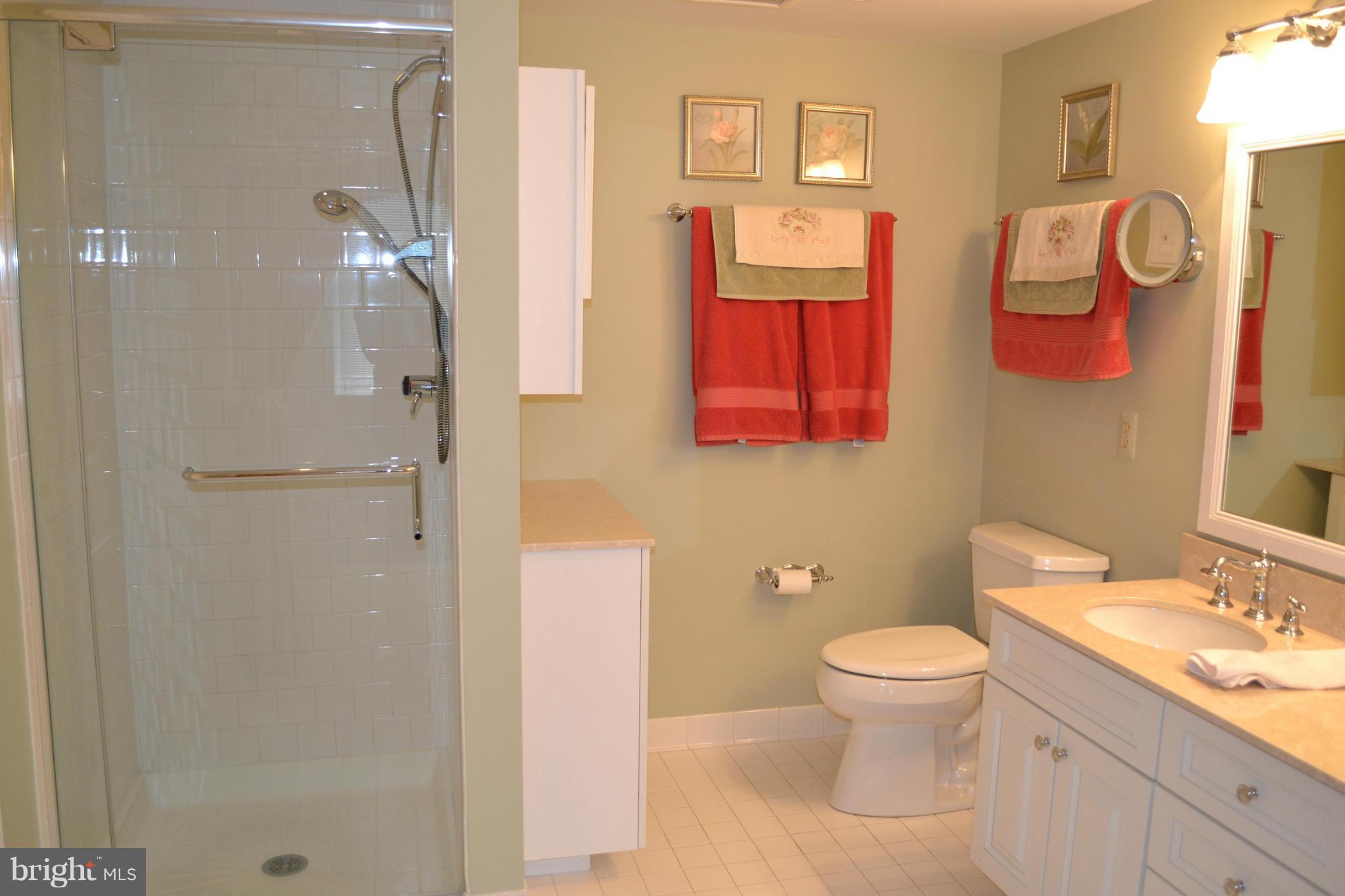 BELMONT FOREST - Residential