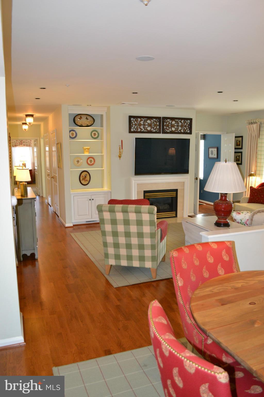 BELMONT FOREST - Residential