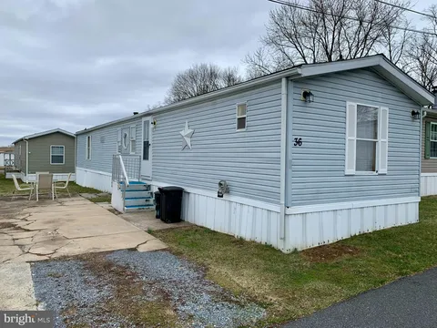 MLS: PABK2054774