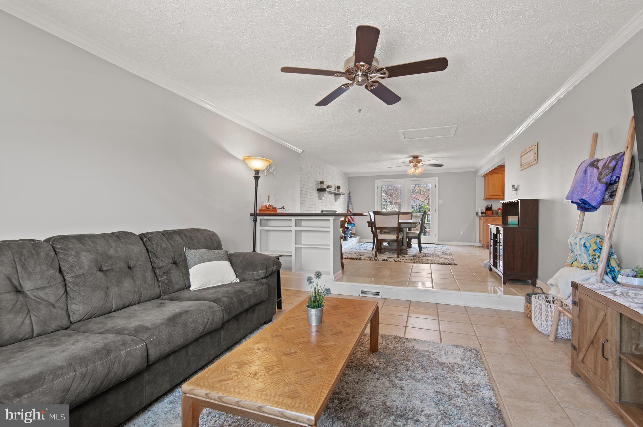 TARTAN HILL - Residential