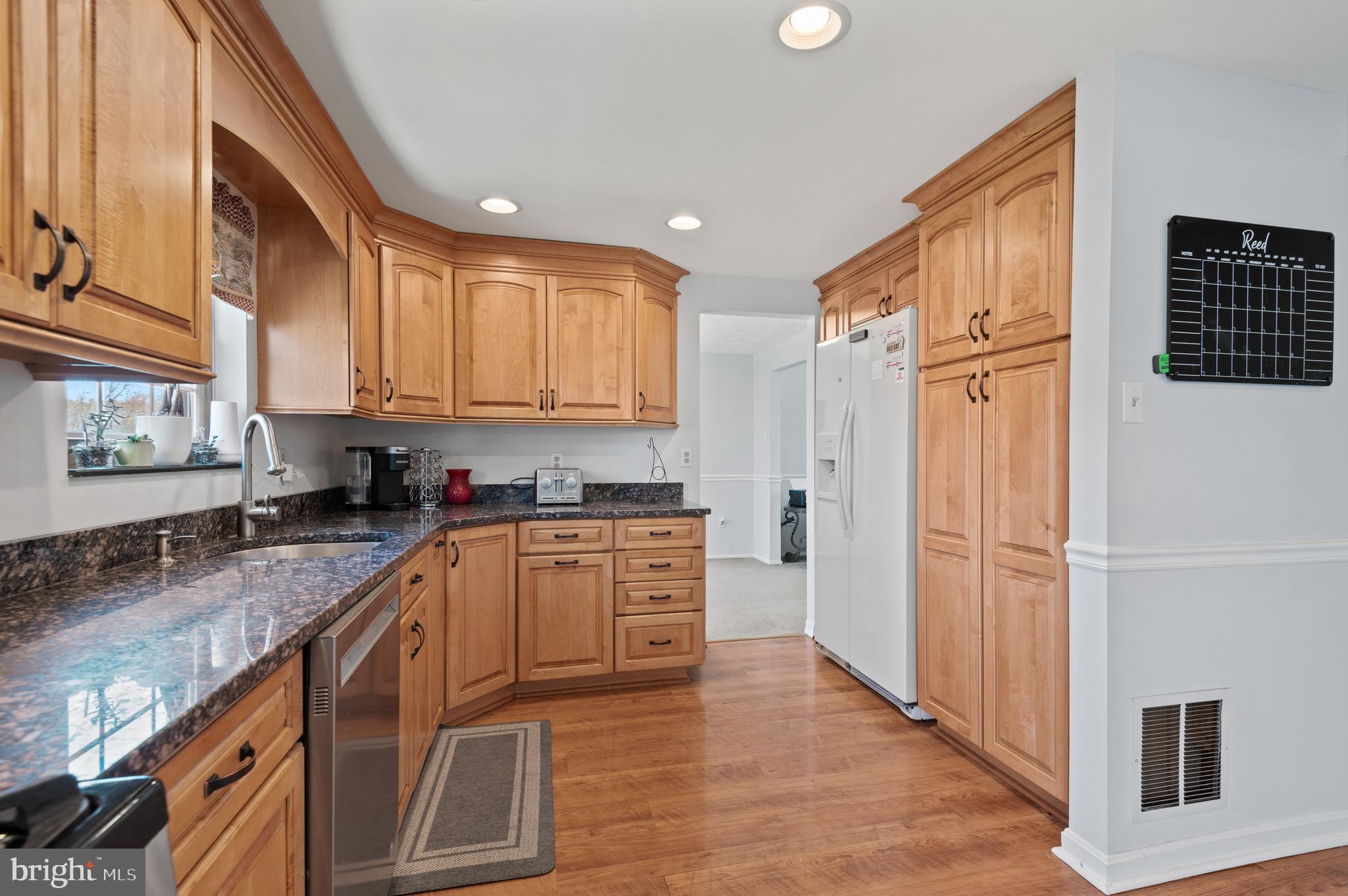 TARTAN HILL - Residential