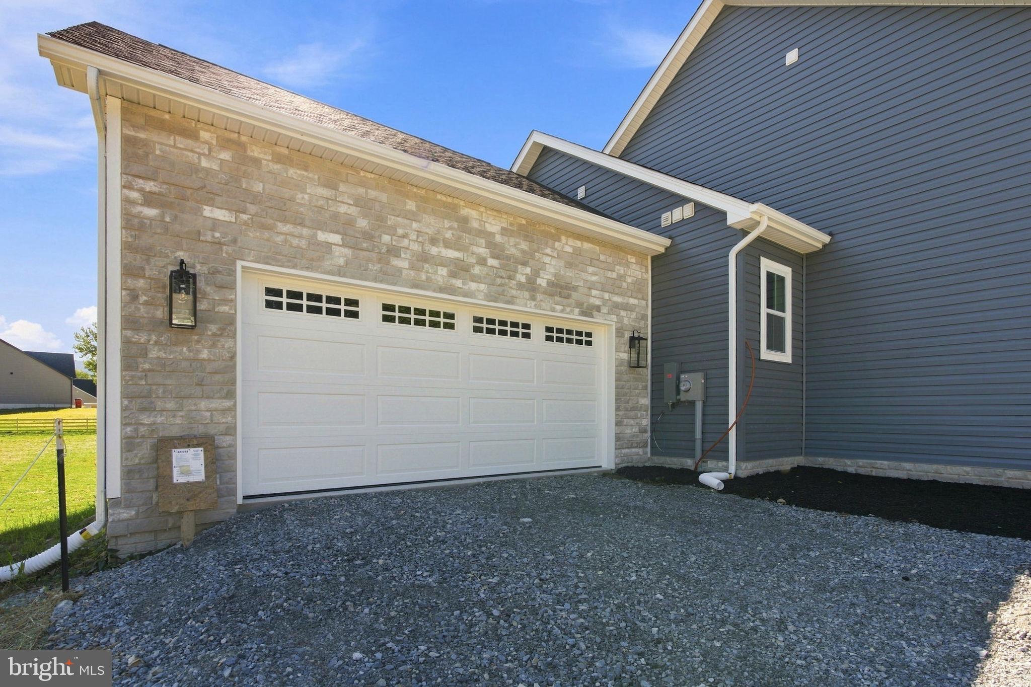 96 HYDE PARK LANE LOT 209