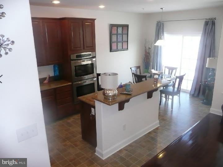 TH AT HERITAGE CNTR - Residential
