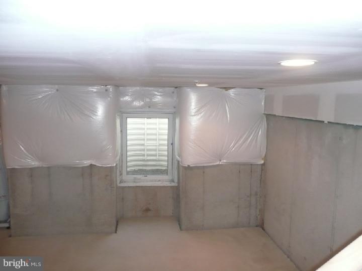 TH AT HERITAGE CNTR - Residential