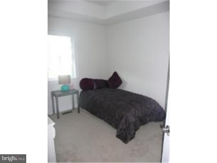 TH AT HERITAGE CNTR - Residential