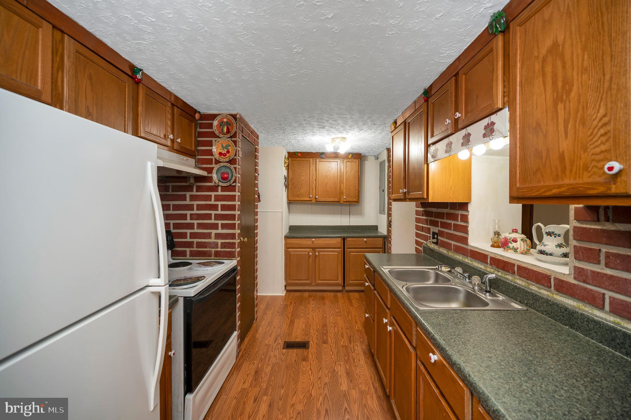 REBEL ACRES - Residential