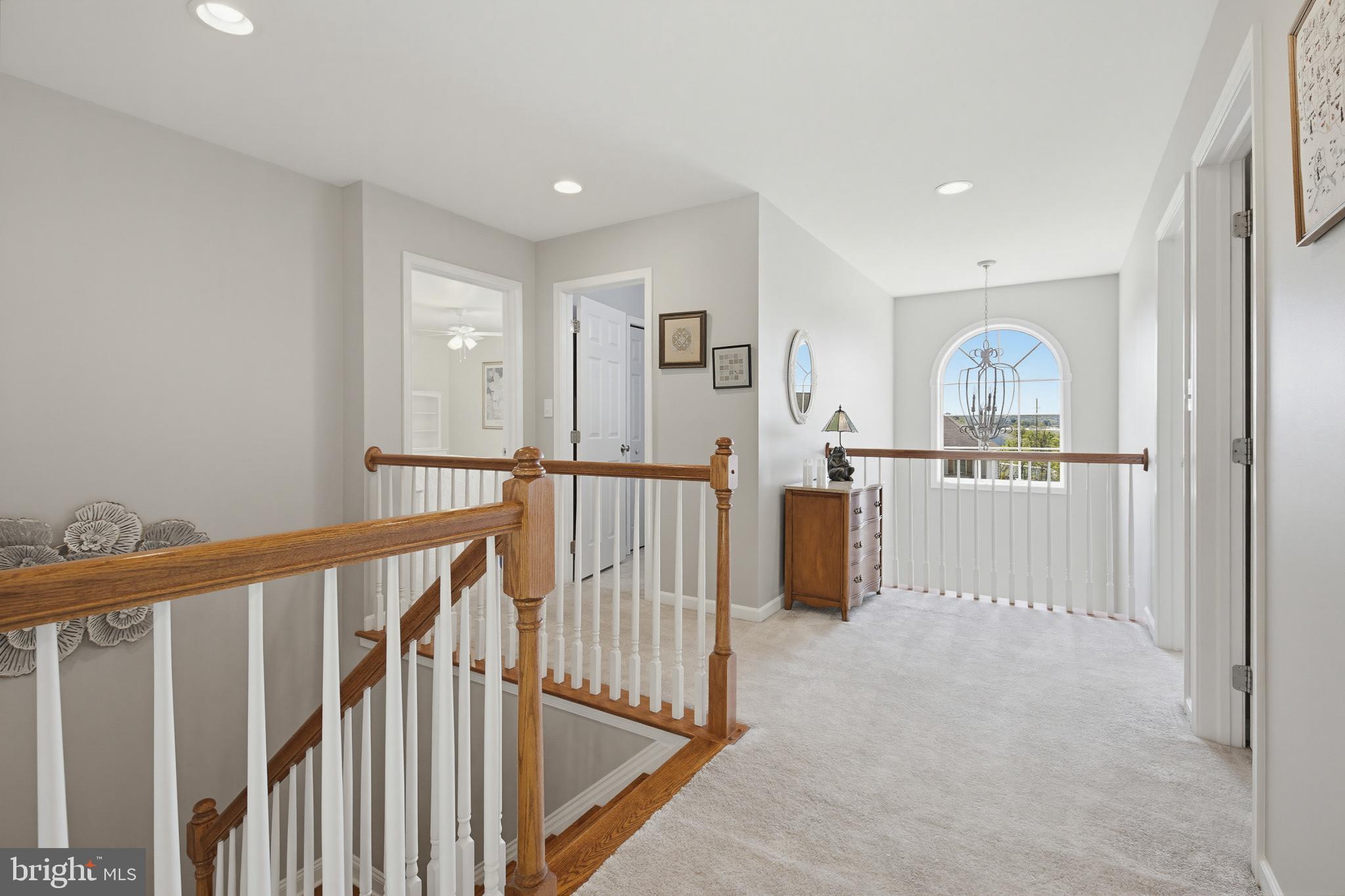 JAMES MEADOW - Residential