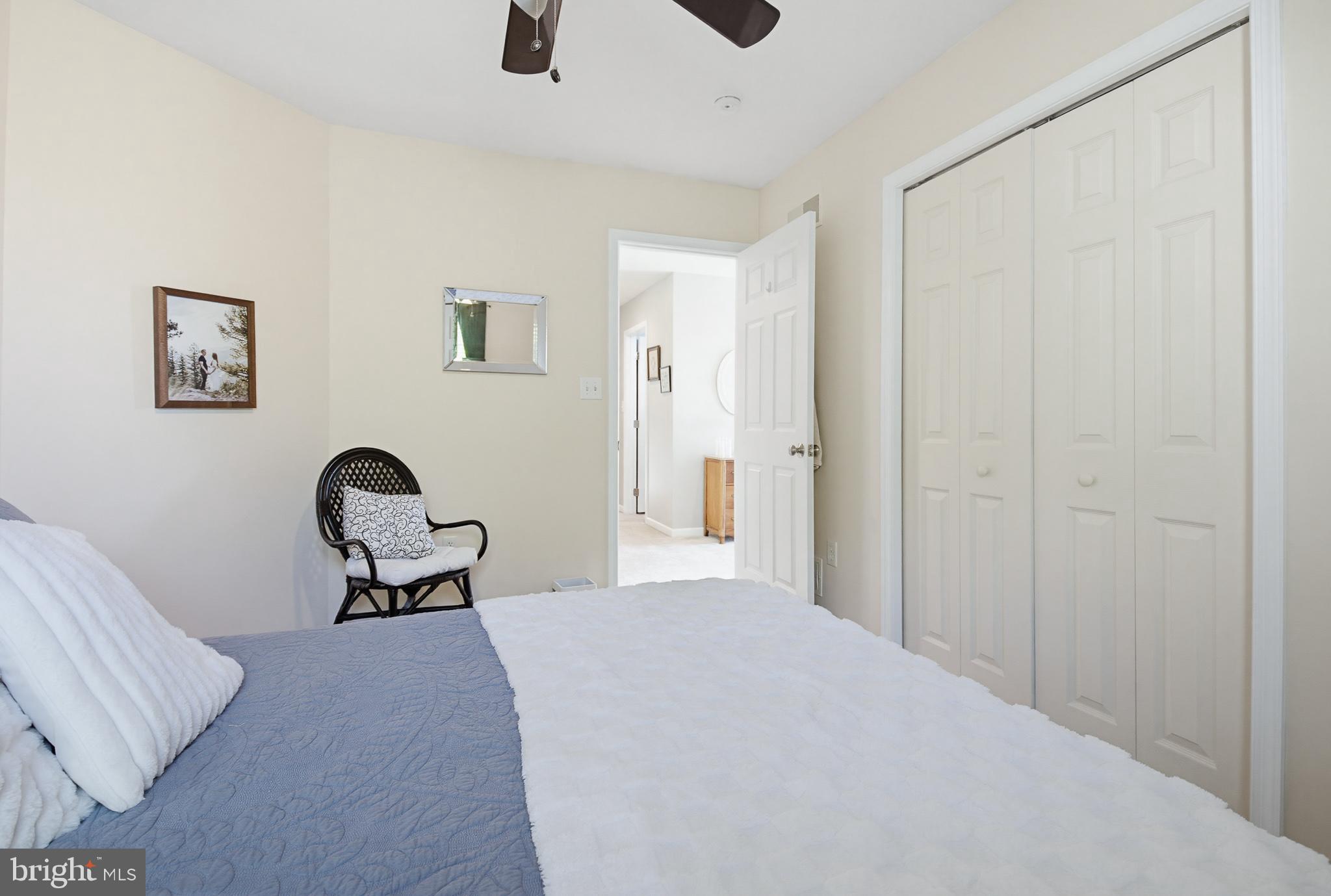 JAMES MEADOW - Residential
