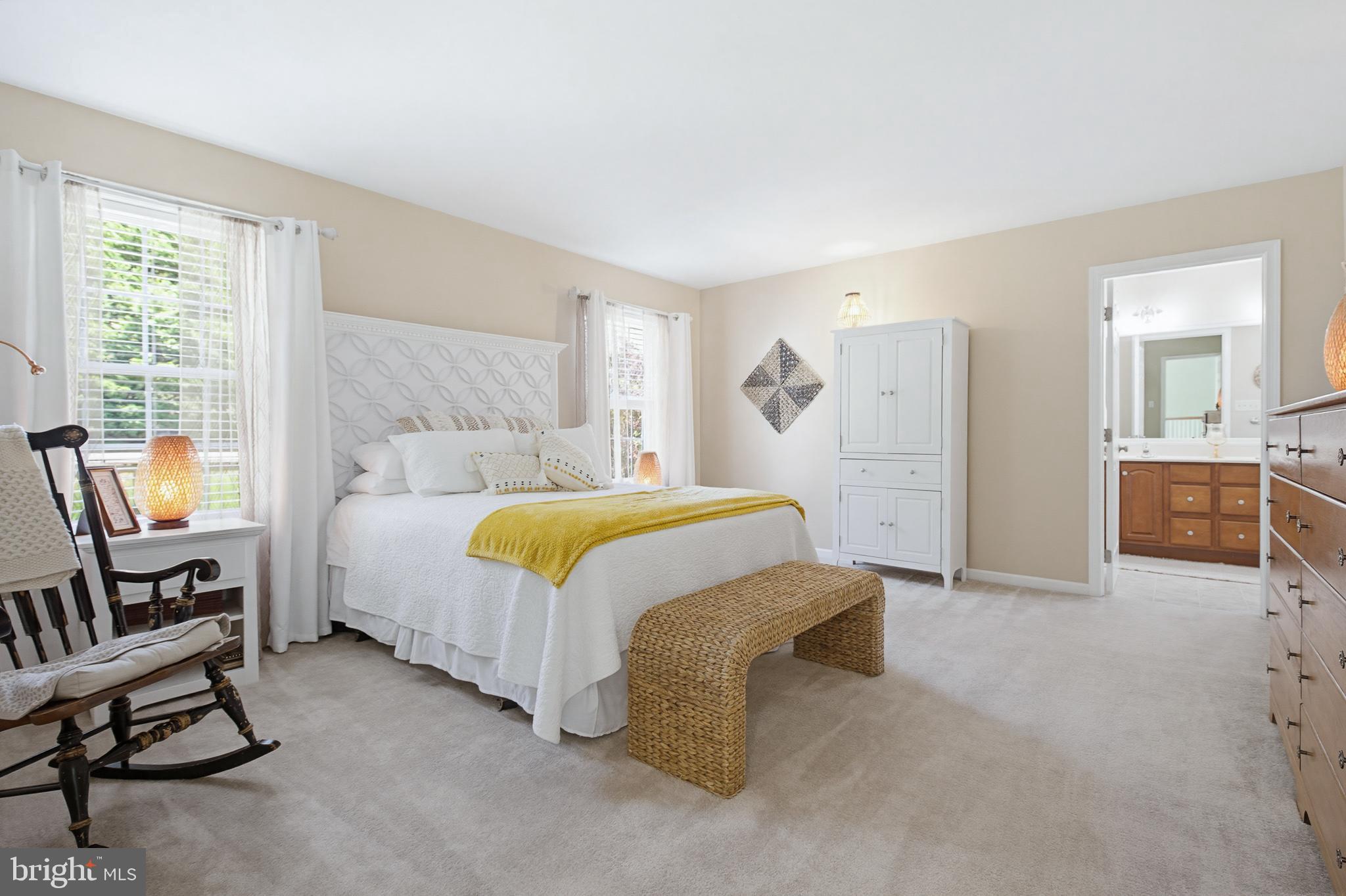 JAMES MEADOW - Residential