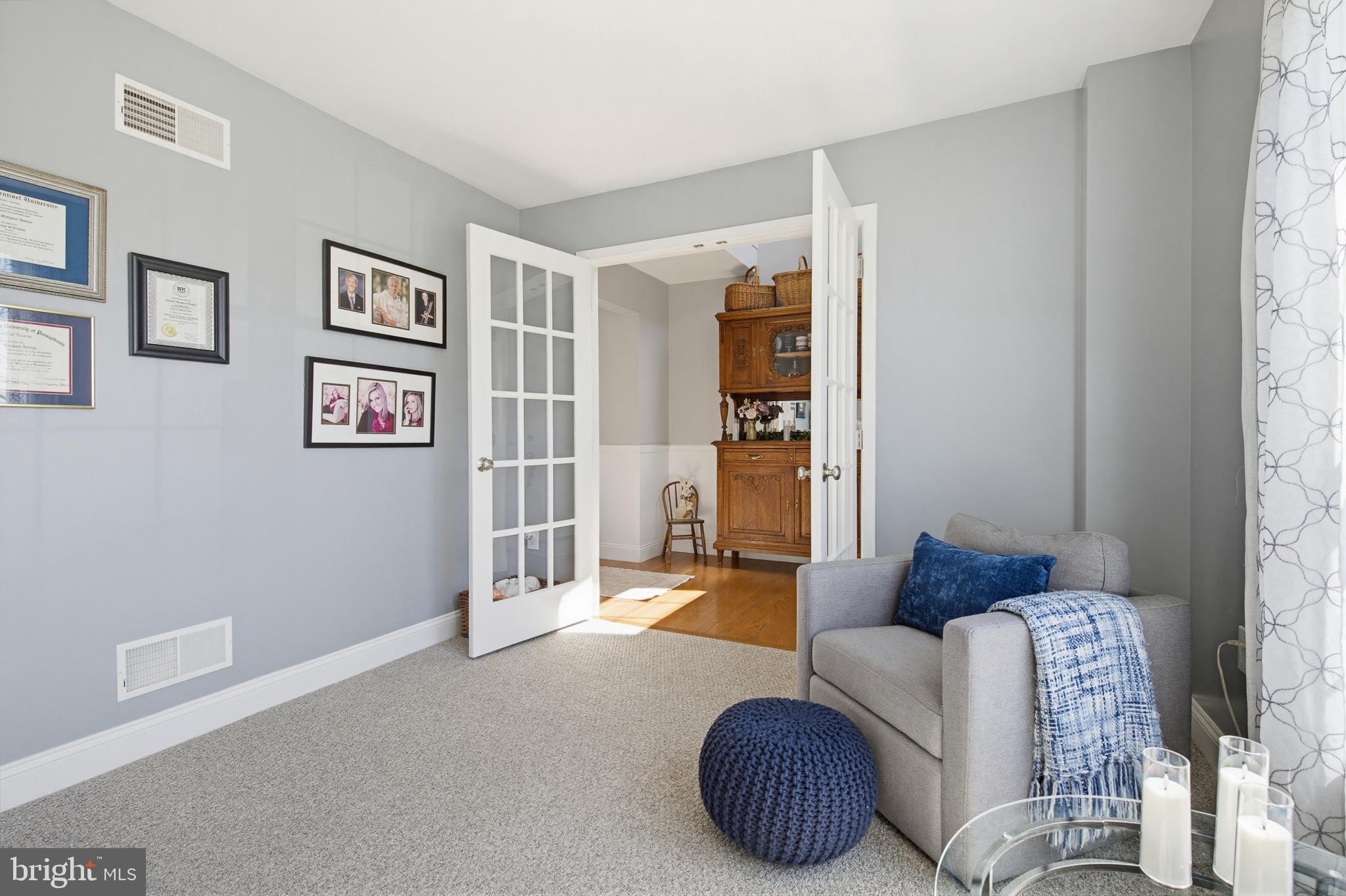 JAMES MEADOW - Residential