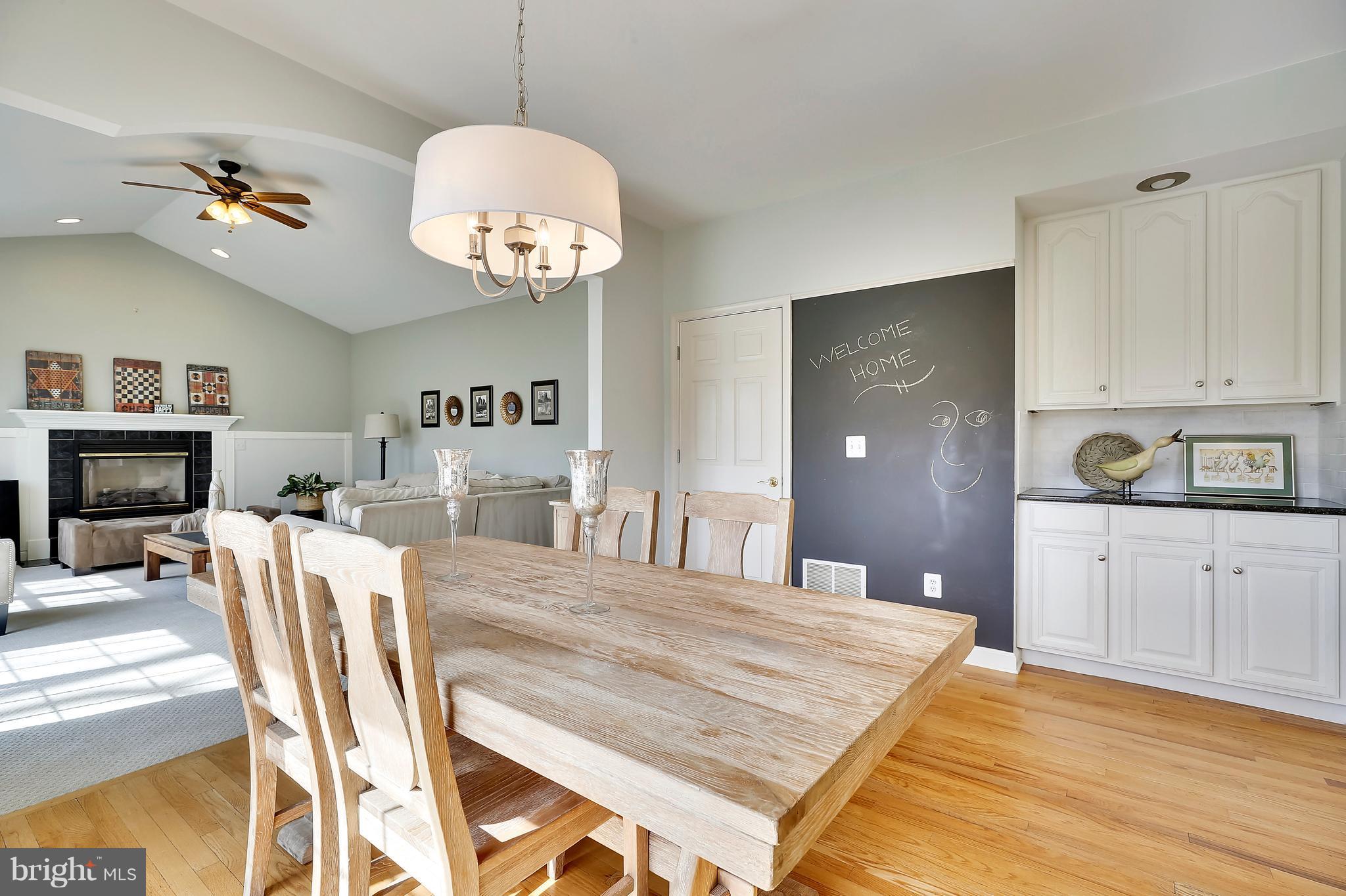 ANNAPOLIS ROADS - Residential