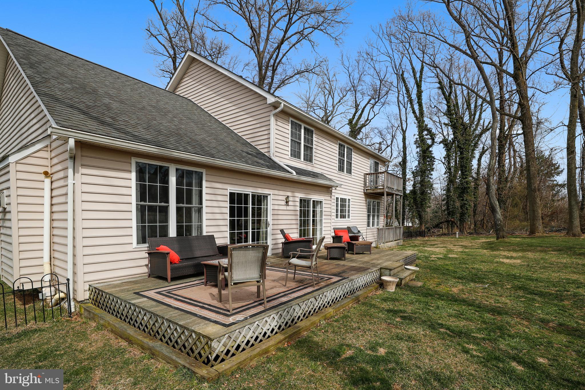 ANNAPOLIS ROADS - Residential