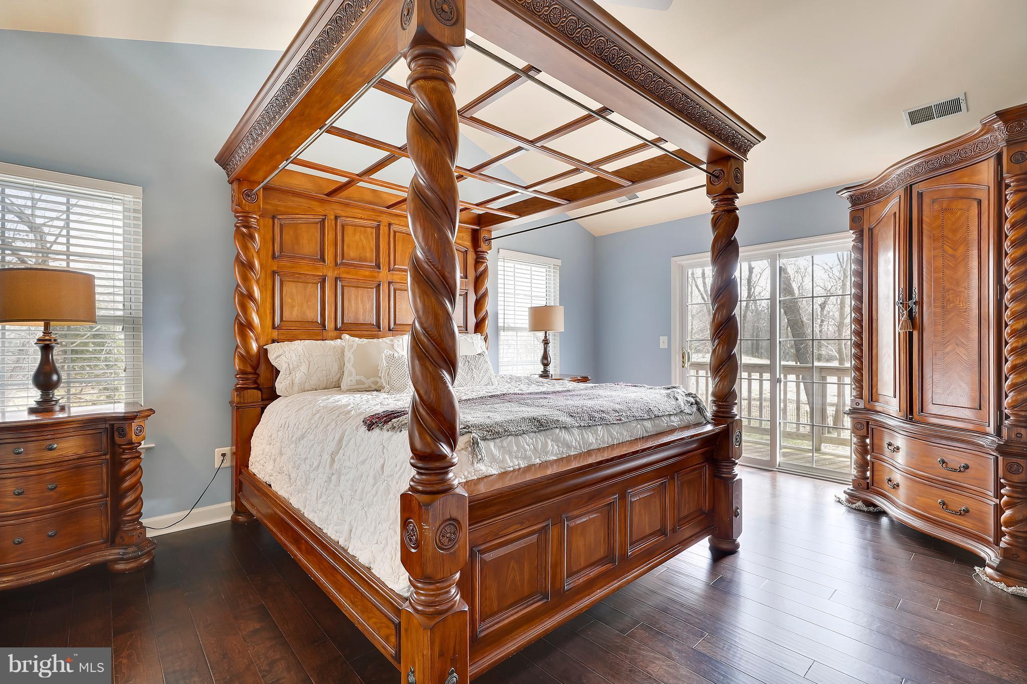 ANNAPOLIS ROADS - Residential