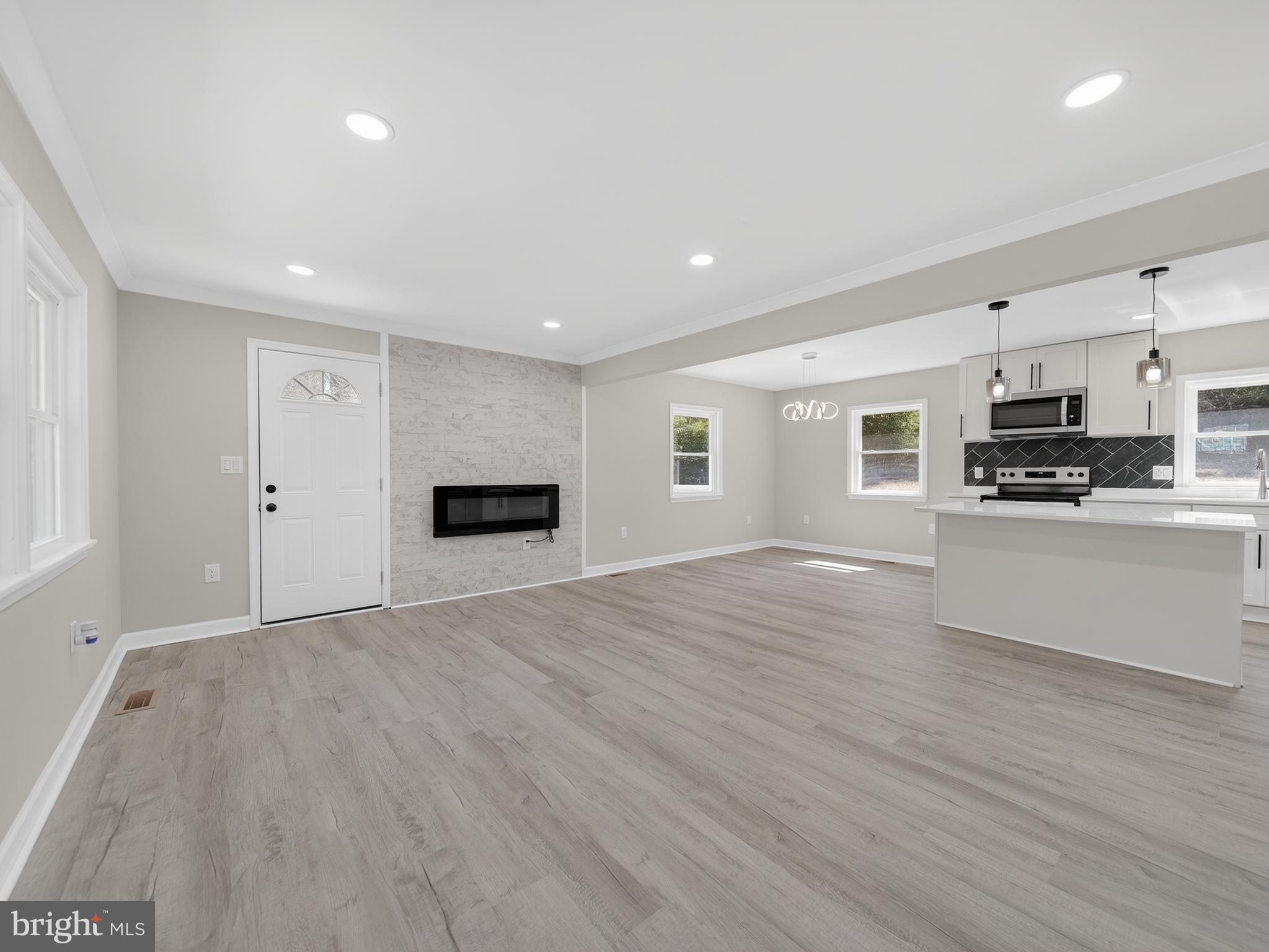 CHESAPEAKE HEIGHTS - Residential