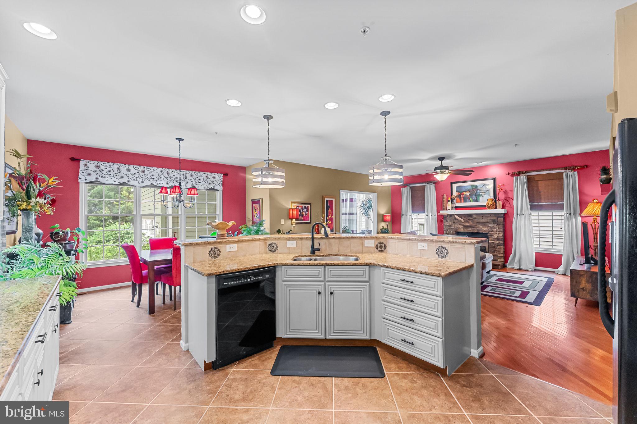 NEW BRITAIN WALK - Residential