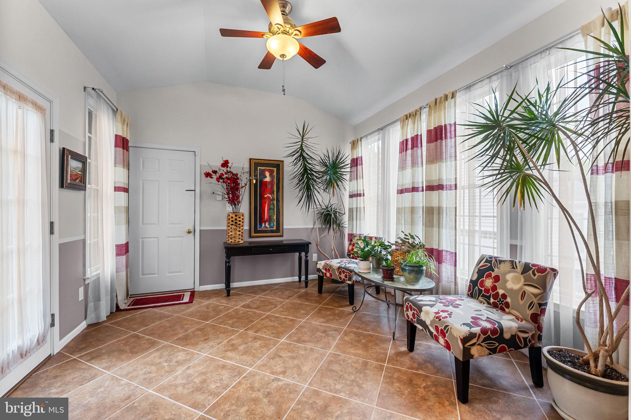 NEW BRITAIN WALK - Residential