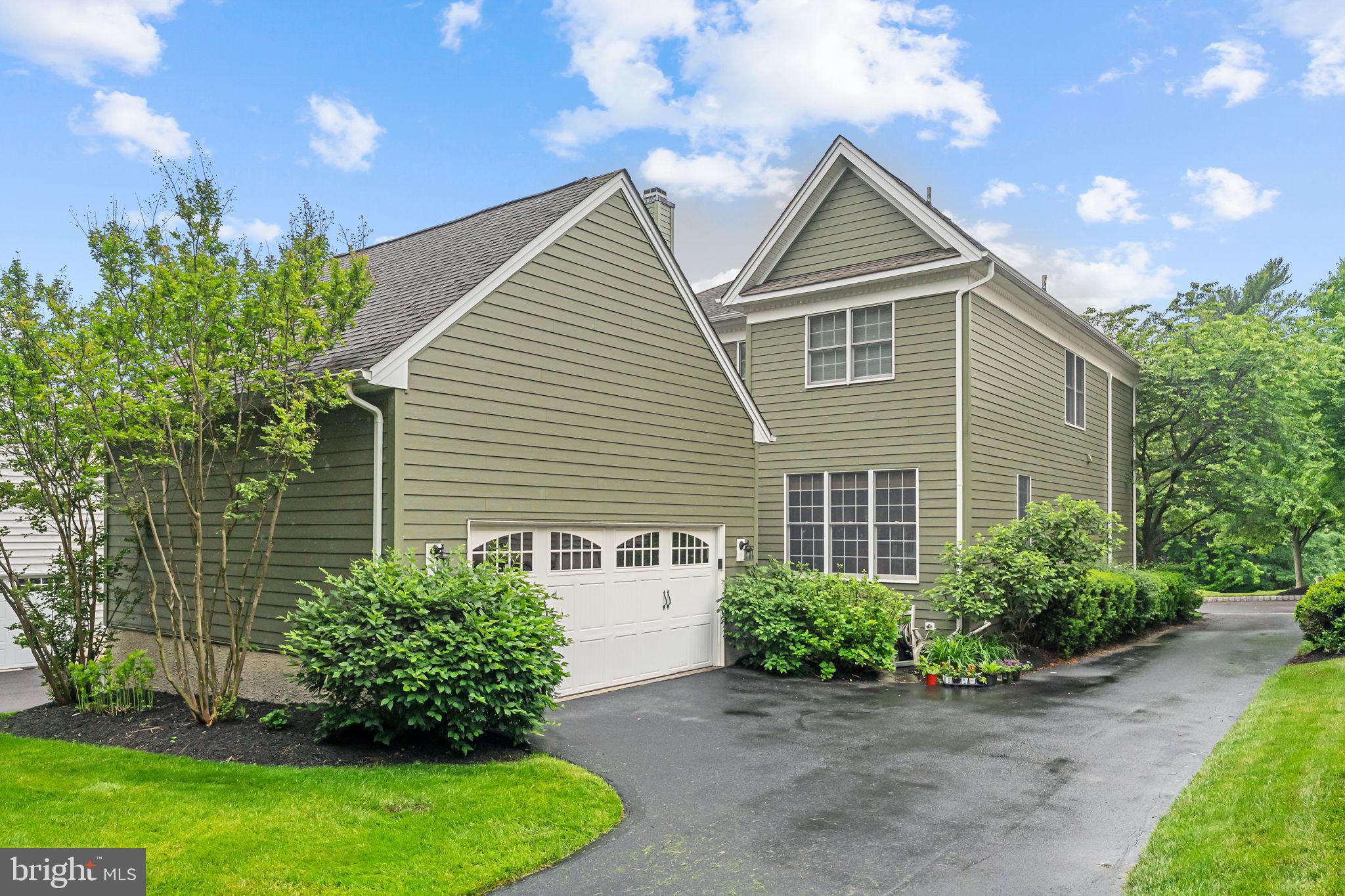 NEW BRITAIN WALK - Residential