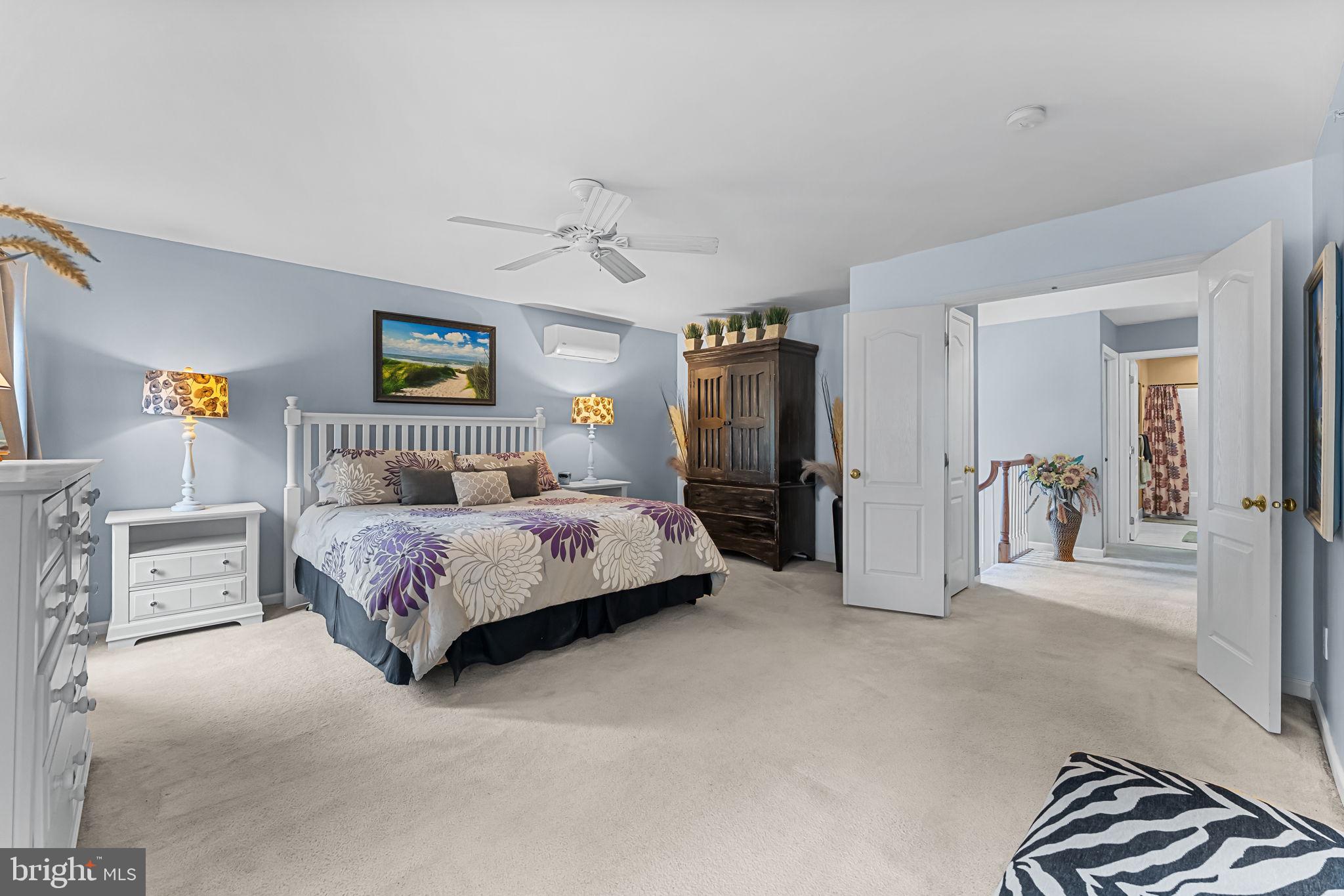 NEW BRITAIN WALK - Residential