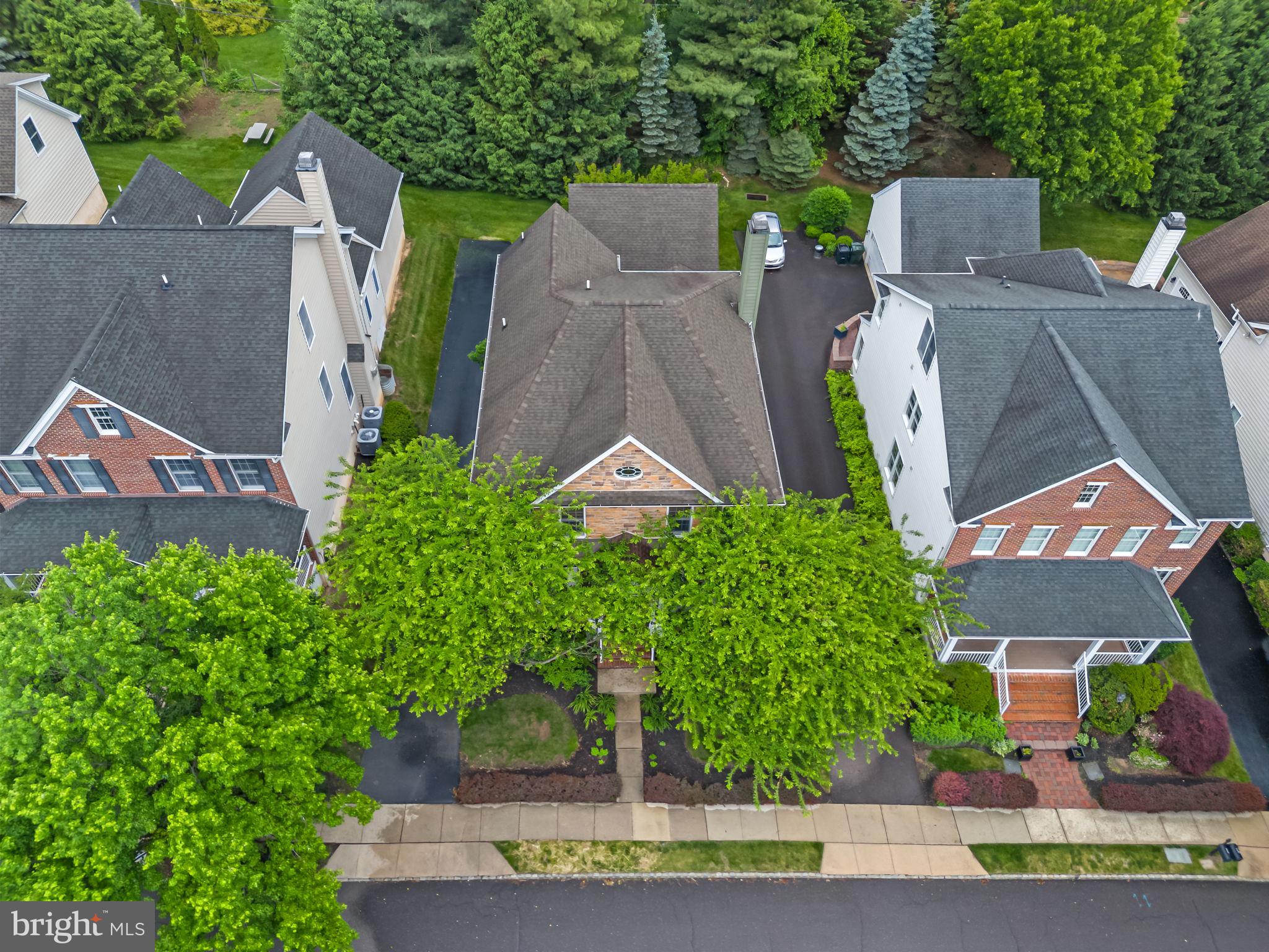 NEW BRITAIN WALK - Residential