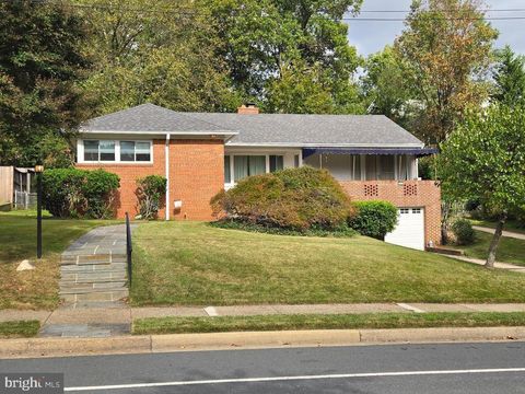 3713 NELLY CUSTIS DRIVE ARLINGTON VA 22207