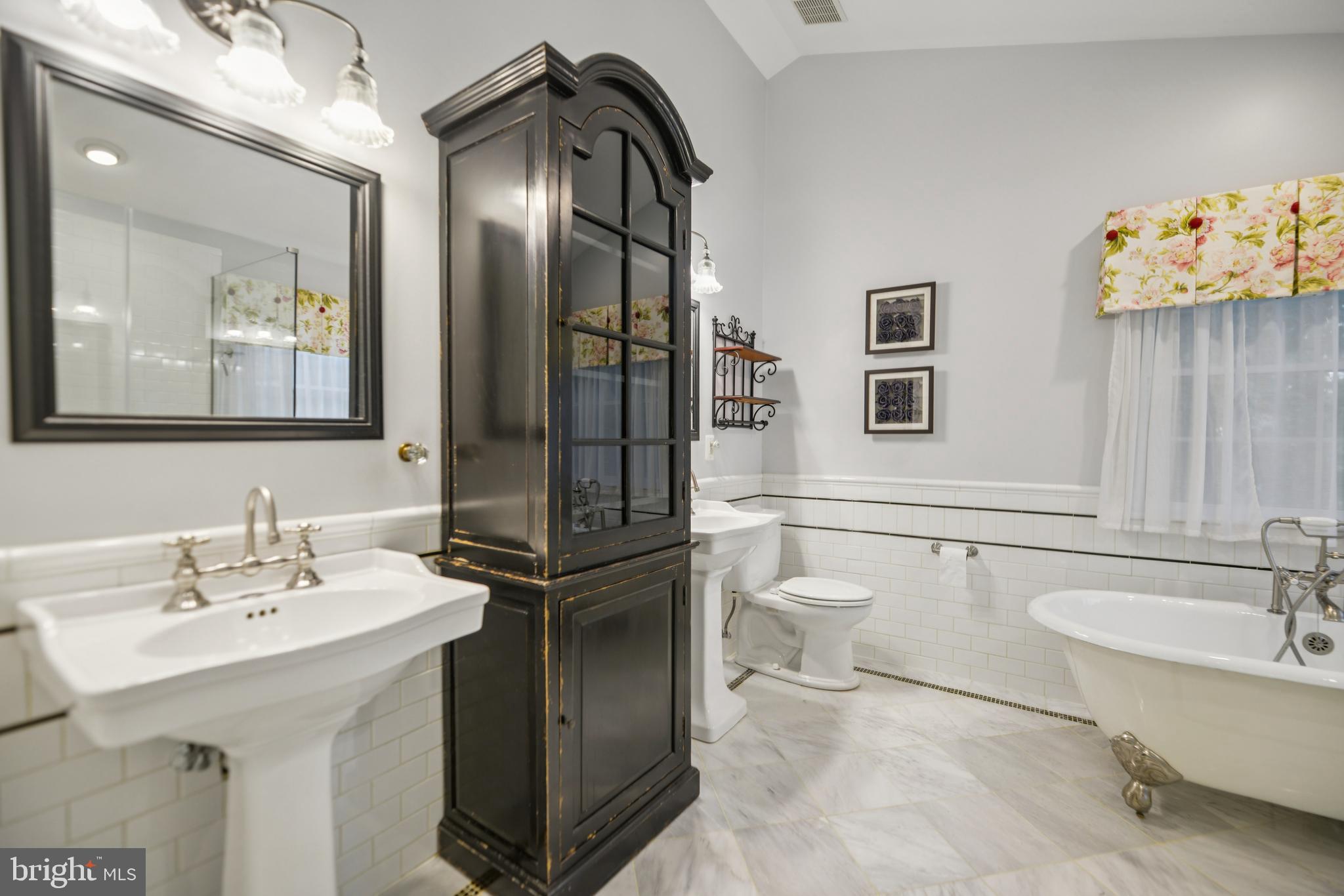 GREAT OAK - Residential