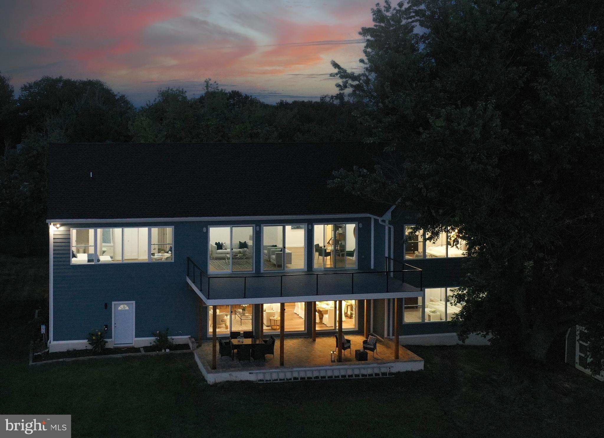414 BAY DRIVE