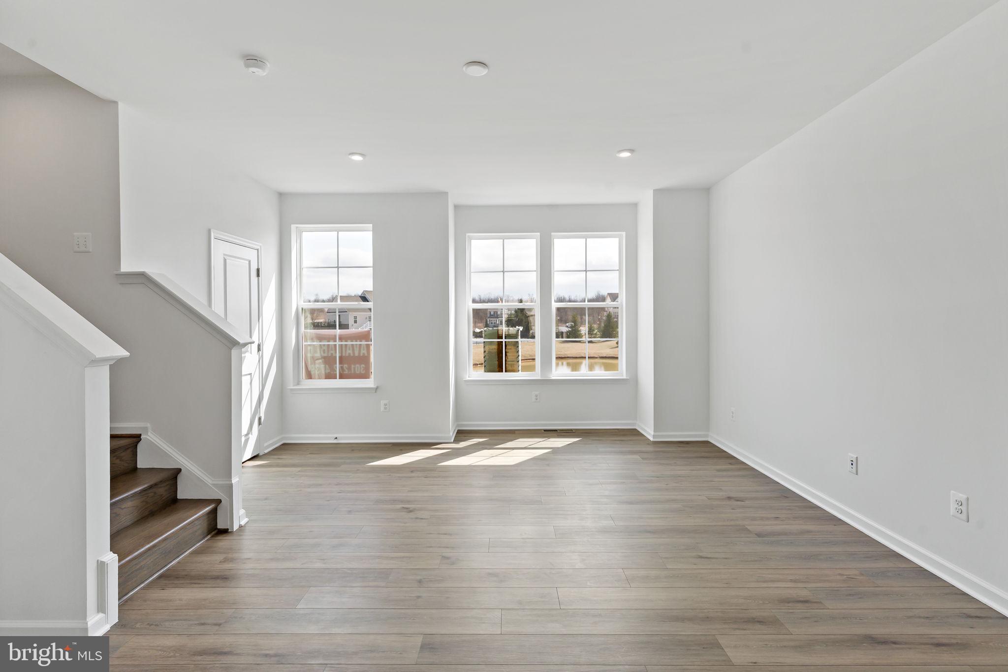 MARTINSBURG STATION - Residential