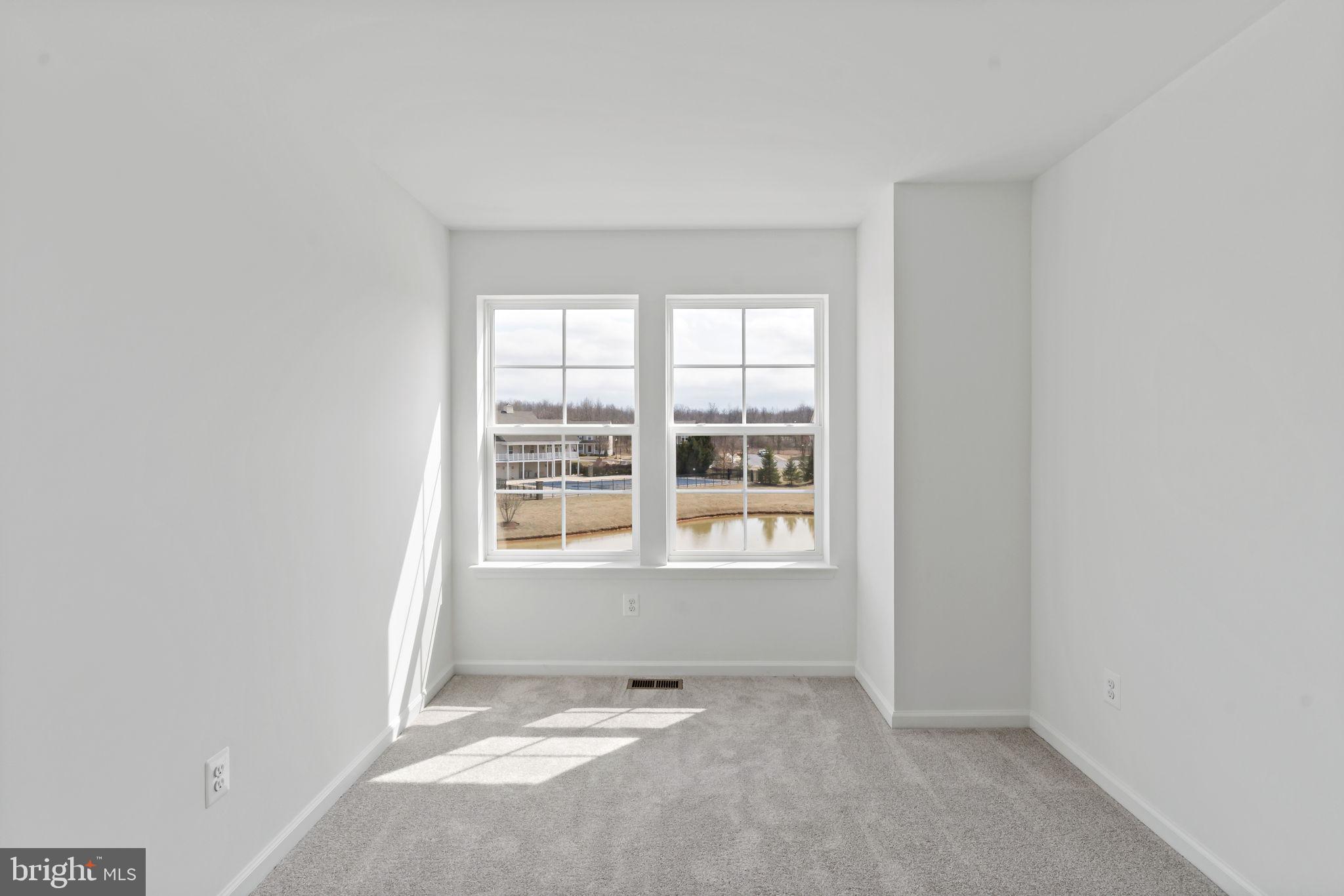 MARTINSBURG STATION - Residential