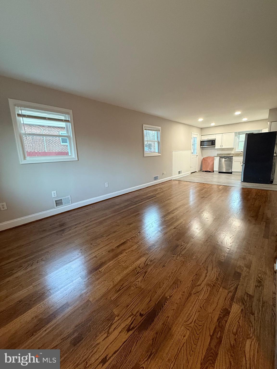 ANNALANE TERRACE - Residential Lease